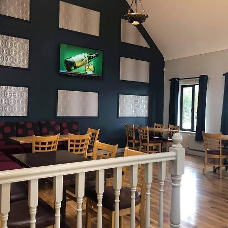 Balreask Bar, Restaurant & Guest Accommodation Navan Buitenkant foto