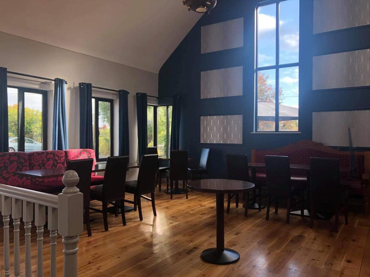 Balreask Bar, Restaurant & Guest Accommodation Navan Buitenkant foto